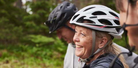 bike helmet dea s Ozark Trail Adult 3/4-Shell Bike Helmet, White, Ages 14+, Size L
