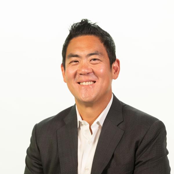 Alex Hsu Headshot