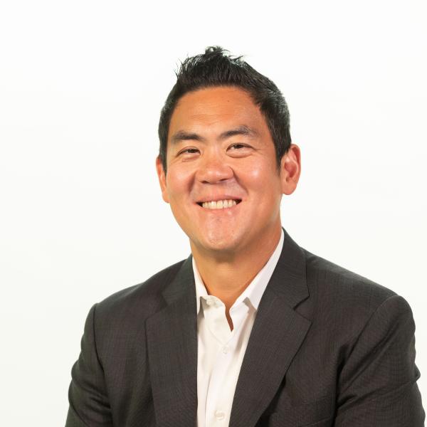 Alex Hsu Headshot