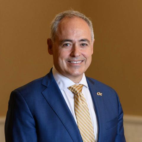 Ángel Cabrera Portrait