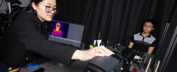 Phasor-thermography-setup-Dingding-Han-0707-t.jpg