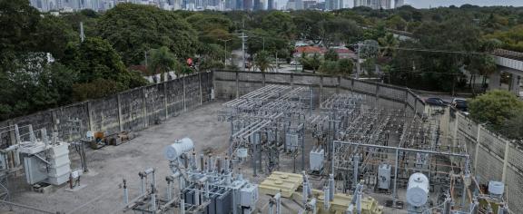 Today’s power grid equipment incorporates internet-connected – and therefore hackable – computers. Joe Raedle/Getty Images