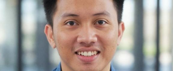 Afi_headshot.jpg