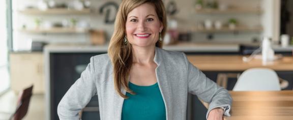 Alison Sizer 