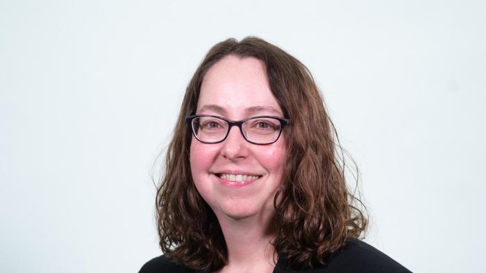 Laurie Garrow Headshot