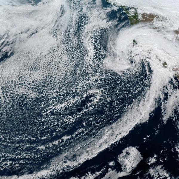 Atmospheric River Over California. Image courtesy of NOAA